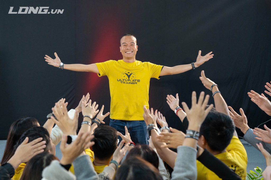 Phạm Văn Bình (Sáu Bình) — chủ blog saubinh.com
